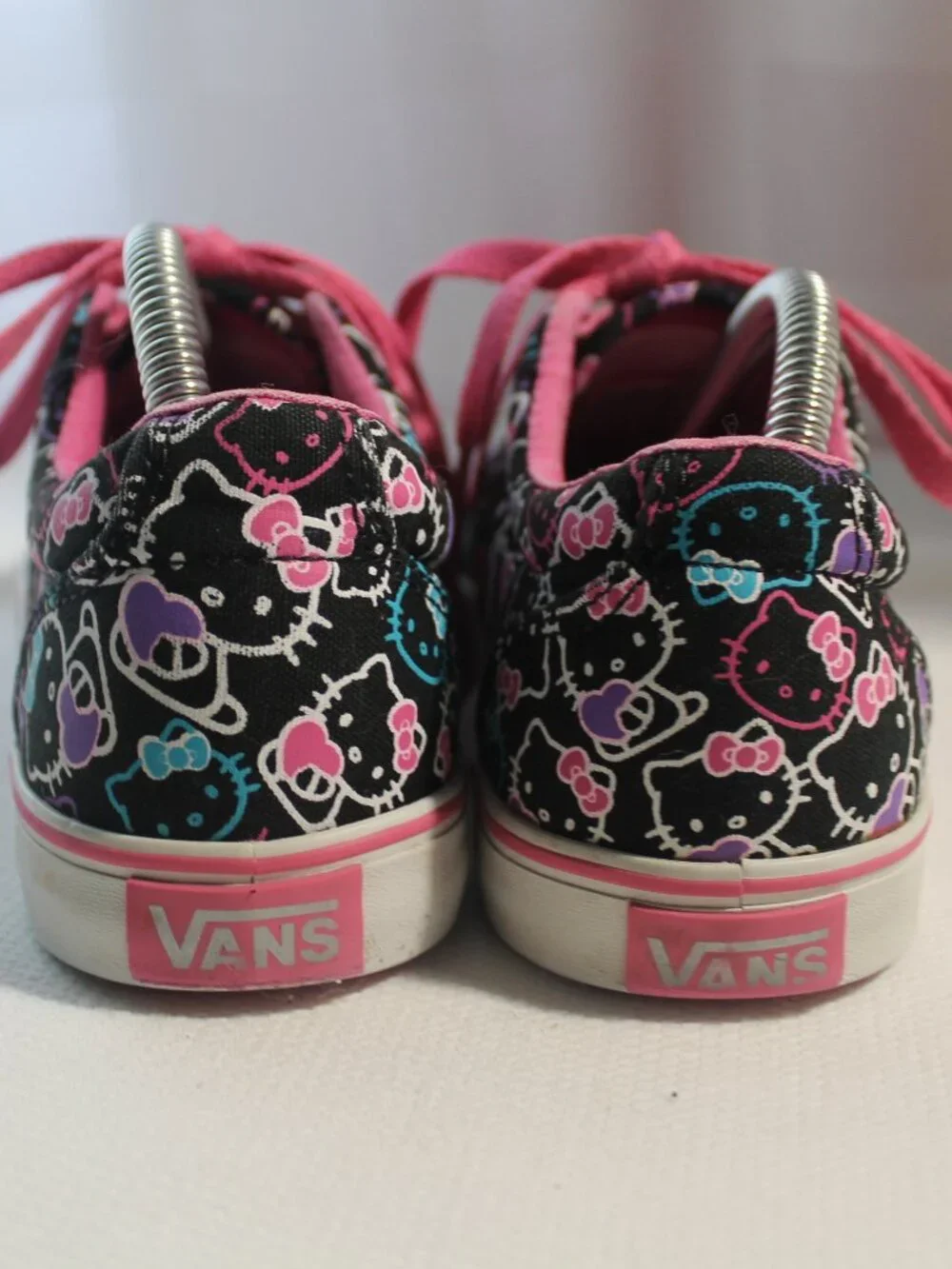 Hello Kitty Vans with Bow Charms Size 6